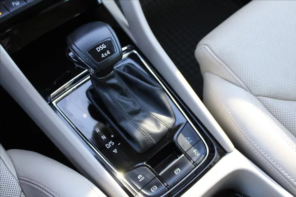 Škoda Kodiaq 2,0 TDI 7.MÍST,A/T,4x4,STYLE - foto 23