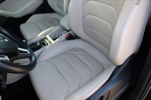 Škoda Kodiaq 2,0 TDI 7.MÍST,A/T,4x4,STYLE - foto 32