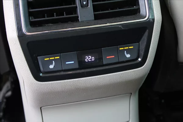Škoda Kodiaq 2,0 TDI 7.MÍST,A/T,4x4,STYLE - foto 35