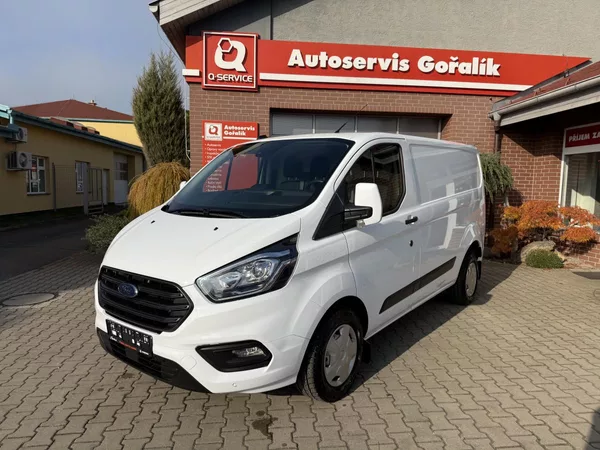 Ford Transit Custom 2,0-TEMPOMAT-SENZORY-TAŽNÉ