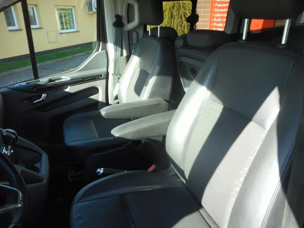 Ford Tourneo Custom SPORT - 2,0TDCi - 125kw - foto 18