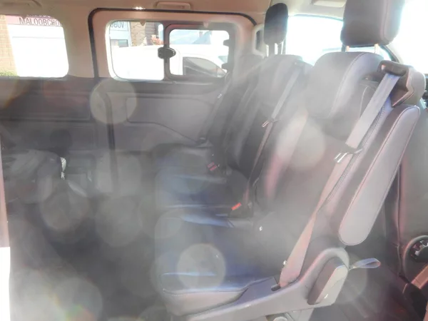 Ford Tourneo Custom SPORT - 2,0TDCi - 125kw - foto 9