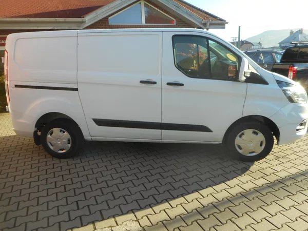 Ford Transit Custom 2,0-TEMPOMAT-SENZORY-TAŽNÉ - foto 3