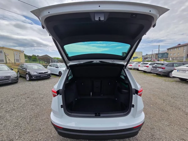 Škoda Karoq 2.0 TDi 85KW DSG Style - foto 16