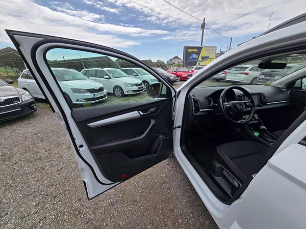 Škoda Karoq 2.0 TDi 85KW DSG Style - foto 9