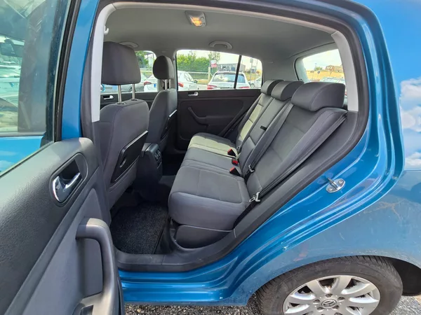 Volkswagen Golf Plus 1.6 FSI Trend DSG - foto 12