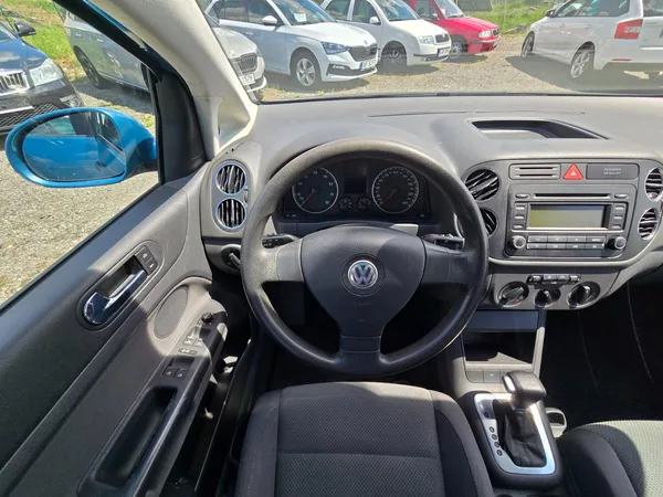 Volkswagen Golf Plus 1.6 FSI Trend DSG - foto 14