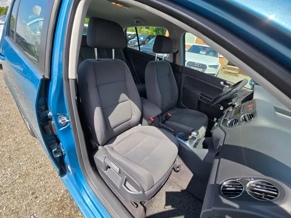Volkswagen Golf Plus 1.6 FSI Trend DSG - foto 21