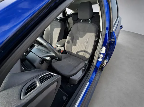 Ford Focus 1.0 Ecoboost Titanium - foto 10
