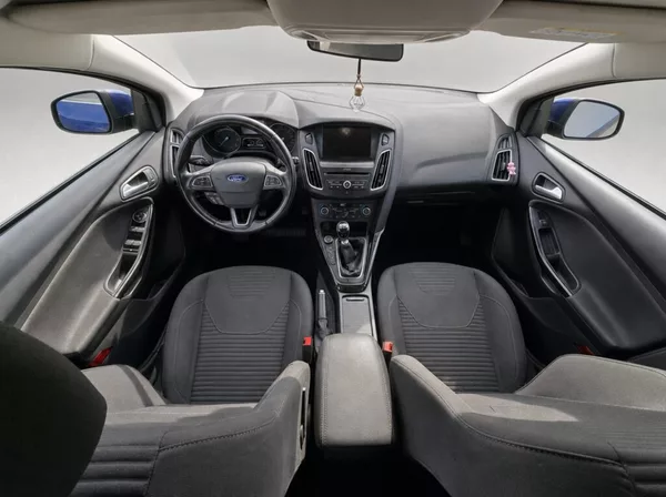 Ford Focus 1.0 Ecoboost Titanium - foto 13