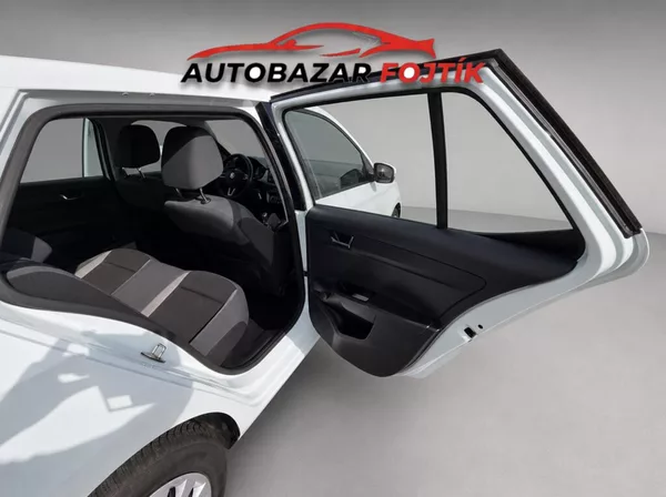 Škoda Fabia 1.0 MPI 44 kW Ambition - foto 18
