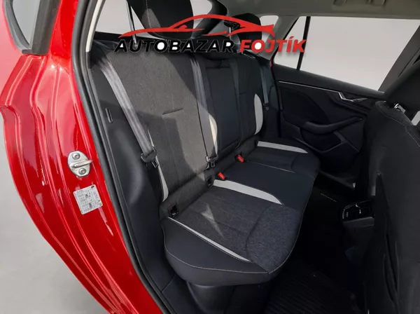Škoda Kamiq 1.5 TSi 110KW Top Selection DS - foto 19
