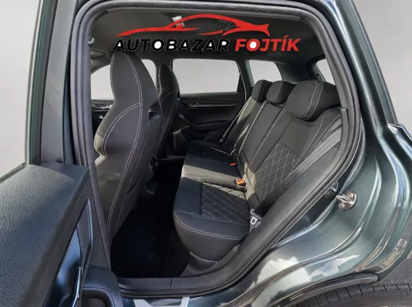Škoda Karoq 2.0 TDi 110kW 4x4 Sportline DS - foto 12