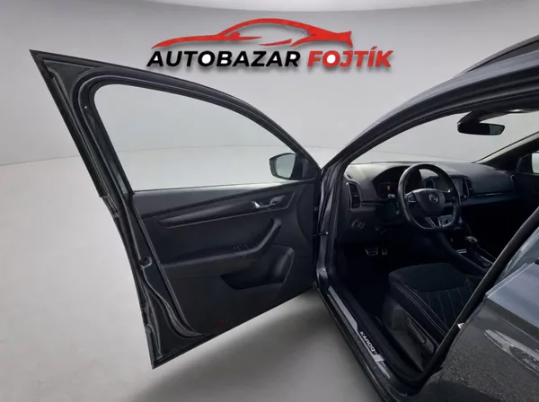 Škoda Karoq 2.0 TDi 110kW 4x4 Sportline DS - foto 9