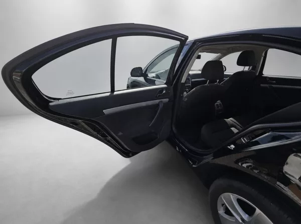 Škoda Octavia 1.6 TDi 77Kw Elegance - foto 11
