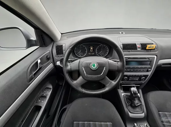 Škoda Octavia 1.4 Tsi 90kw Ambition - foto 14
