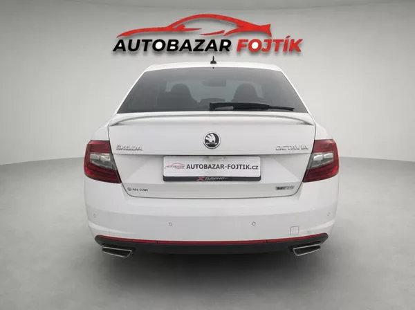 Škoda Octavia RS 2.0 TDi 135KW DSG - foto 6