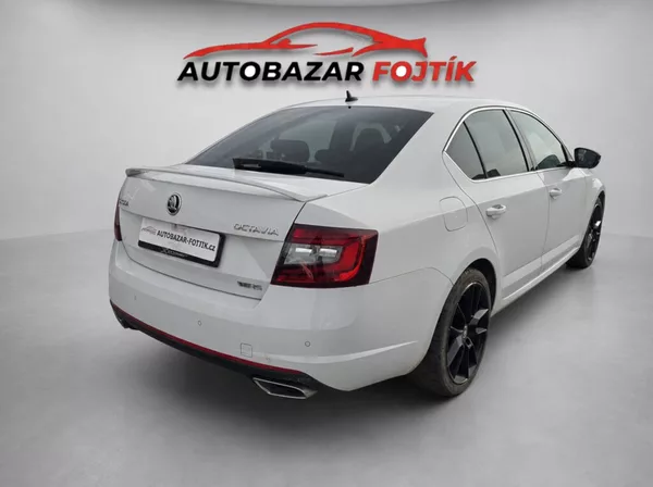 Škoda Octavia RS 2.0 TDi 135KW DSG - foto 7