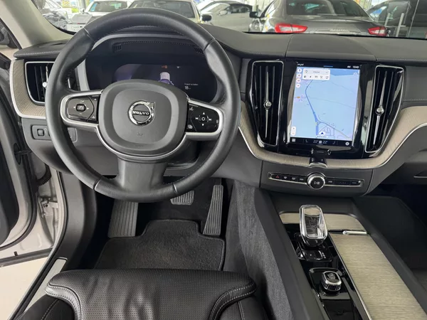 Volvo XC60 T6 AWD*Recharge*Inscription - foto 12