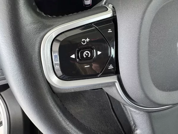 Volvo XC60 T6 AWD*Recharge*Inscription - foto 29