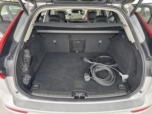 Volvo XC60 T6 AWD*Recharge*Inscription - foto 33