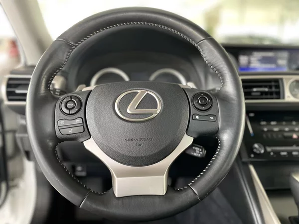Lexus IS 300h IS 300h*AUT*Hybrid*Kamera* - foto 10