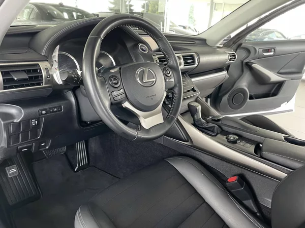 Lexus IS 300h IS 300h*AUT*Hybrid*Kamera* - foto 11