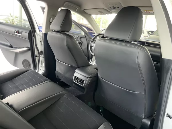 Lexus IS 300h IS 300h*AUT*Hybrid*Kamera* - foto 16