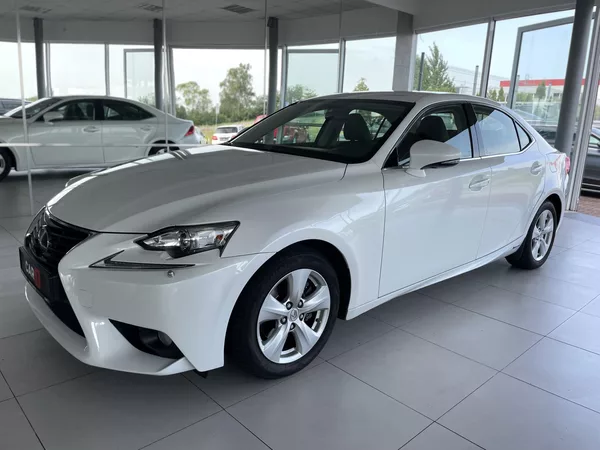 Lexus IS 300h IS 300h*AUT*Hybrid*Kamera* - foto 2