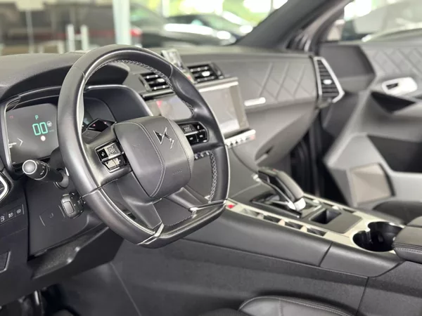 DS Automobiles DS7 Crossback 1,6 E-TENSE 300*AT8*4x4*RIVOLI - foto 12