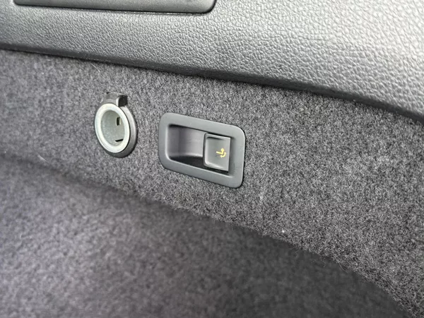 Volkswagen Passat Variant 2,0TDI DSG 140kW*Masáž*Kam*Taž - foto 35