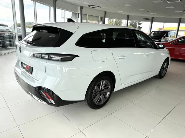 Peugeot 308 1,2PT 96KW*ALLURE*Kamera*DPH - foto 5