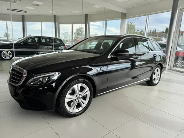 Mercedes-Benz Třídy C 250d 4Matic*Distronic*AirMatic - foto 2