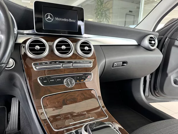 Mercedes-Benz Třídy C 250d 4Matic*Distronic*AirMatic - foto 21