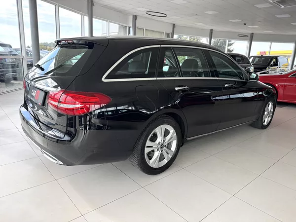 Mercedes-Benz Třídy C 250d 4Matic*Distronic*AirMatic - foto 5