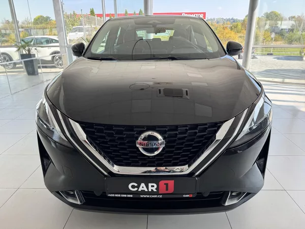 Nissan Qashqai 1,3DIG-T 140*Distronic*360kam - foto 2