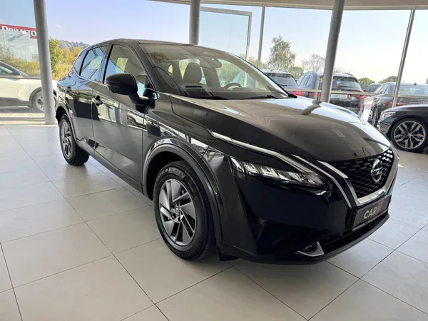 Nissan Qashqai 1,3DIG-T 140*Distronic*360kam - foto 3