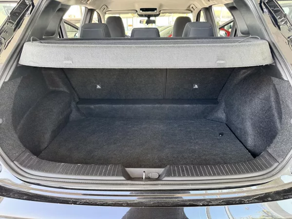 Nissan Qashqai 1,3DIG-T 140*Distronic*360kam - foto 30