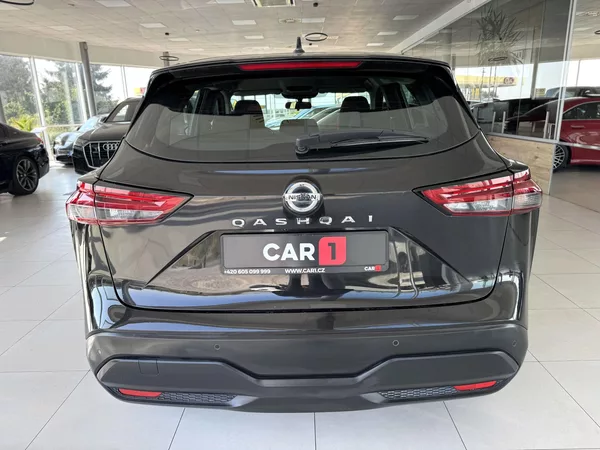Nissan Qashqai 1,3DIG-T 140*Distronic*360kam - foto 5