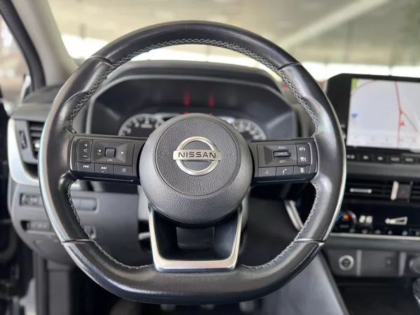 Nissan Qashqai 1,3DIG-T 140*Distronic*360kam - foto 9