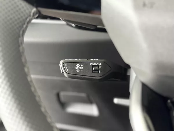 Audi A6 Avant TDI S-LINE*Matrix*360K*Skladem - foto 27