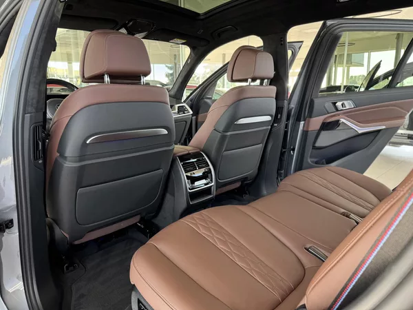 BMW X7 - foto 17