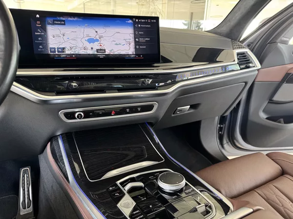 BMW X7 - foto 24