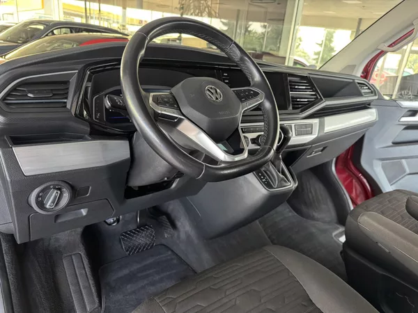 Volkswagen Multivan - foto 10
