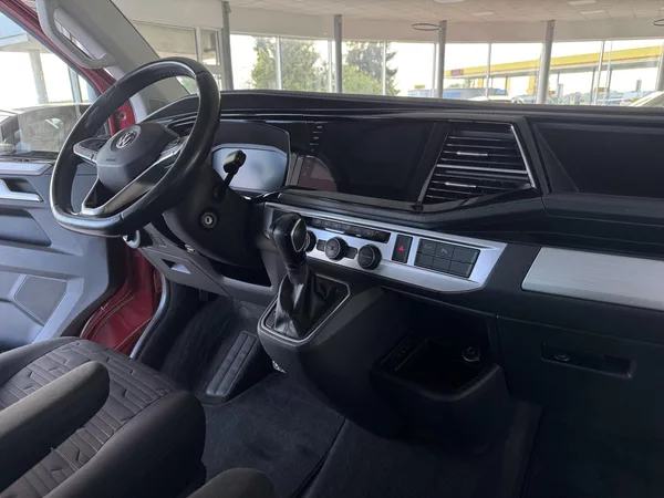 Volkswagen Multivan - foto 13