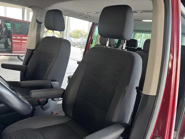 Volkswagen Multivan - foto 14
