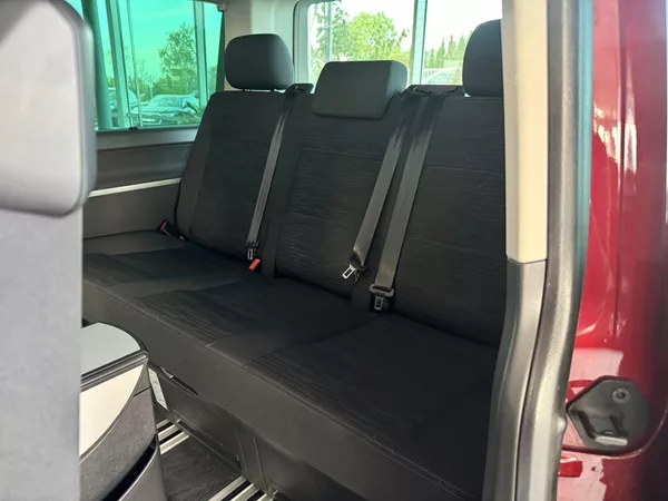 Volkswagen Multivan - foto 16
