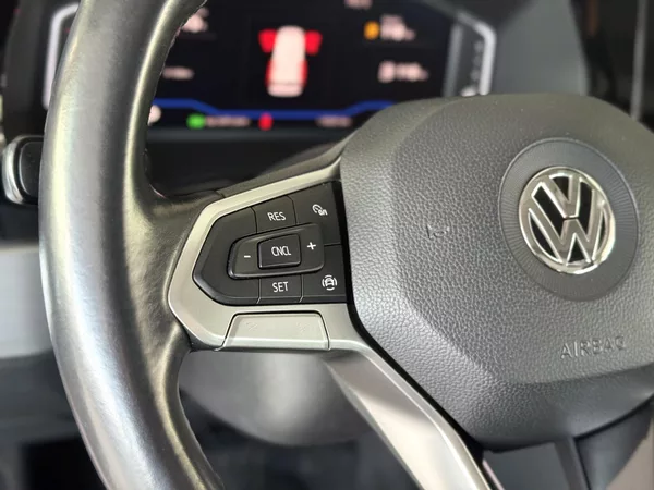 Volkswagen Multivan - foto 25