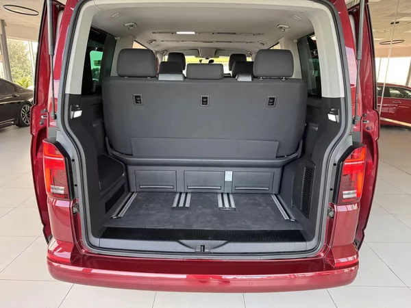 Volkswagen Multivan - foto 29