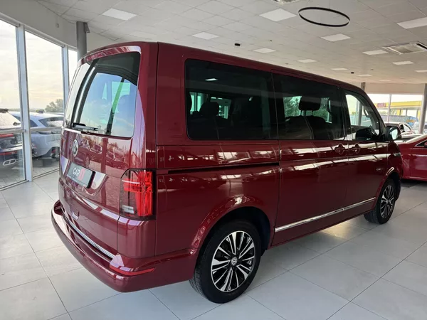 Volkswagen Multivan - foto 5